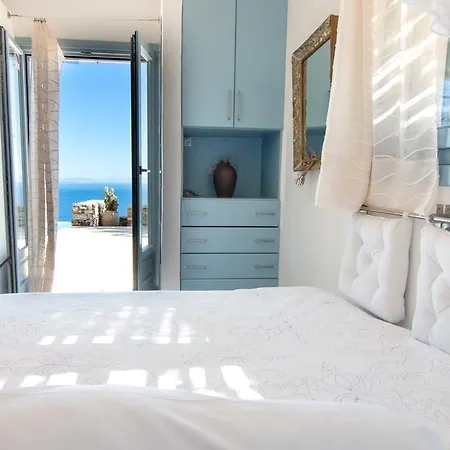 Sandra Maria Vourkárion