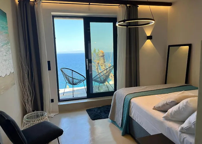 Sandra Maria Vourkárion