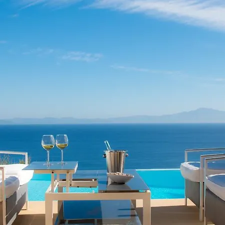 Sandra Maria Vourkari